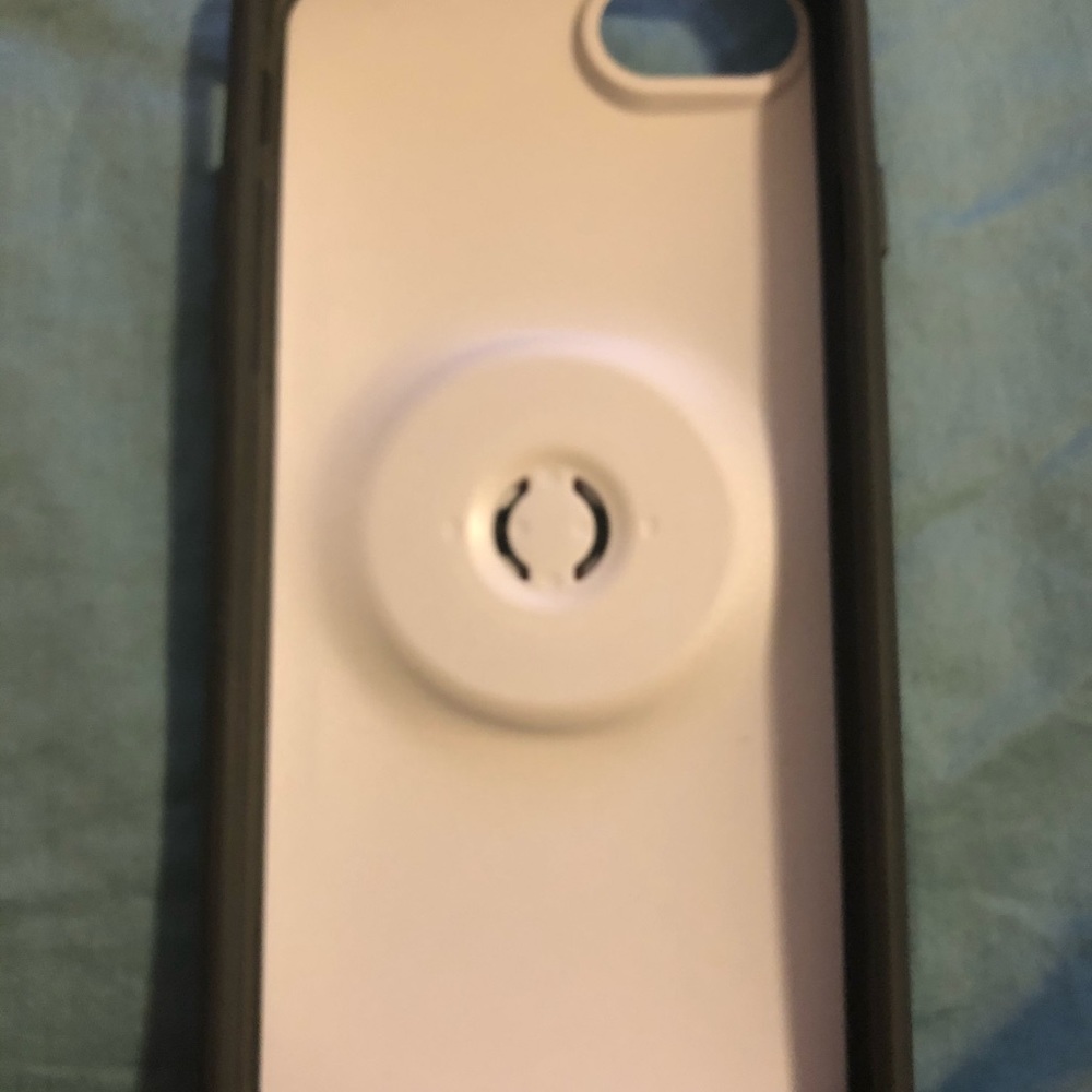 Iphone 8 Otter Box/Popsocket Combo Case - image 6